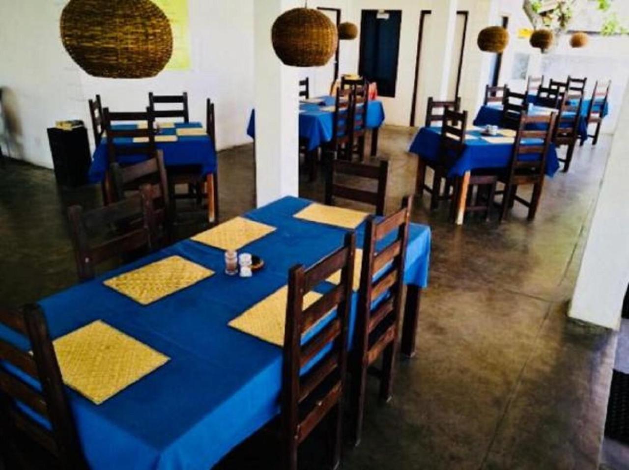 Jasmine Garden Beach Guest House Хиккадува Экстерьер фото