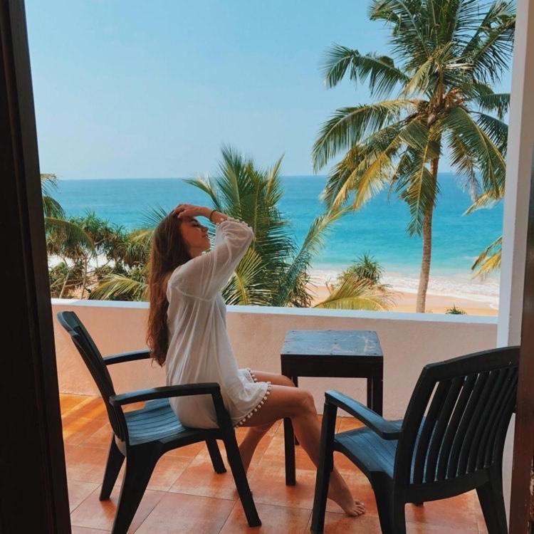 Jasmine Garden Beach Guest House Хиккадува Экстерьер фото